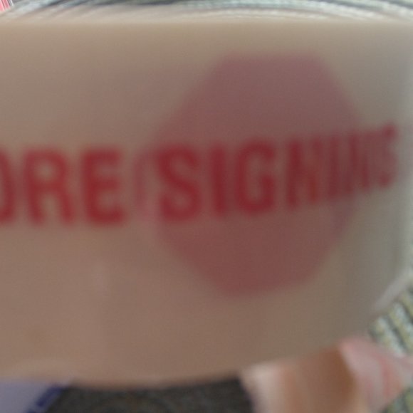 Packing tape lot of 4  check content before signing - Picture 4 of 4